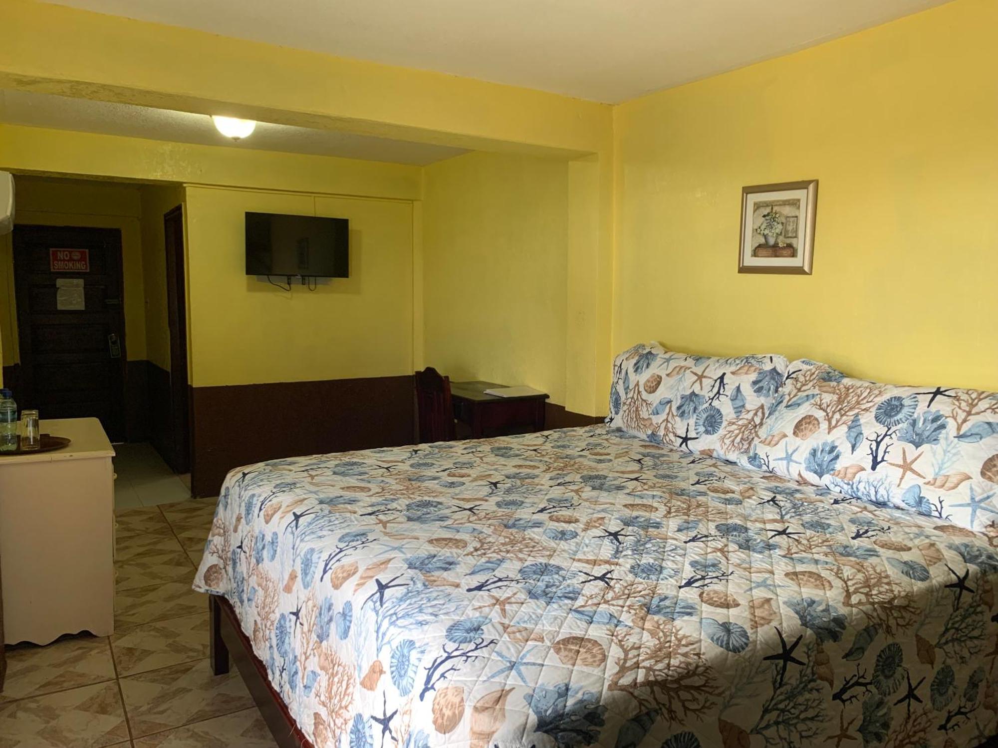 Bonefish Hotel Дангрига Экстерьер фото