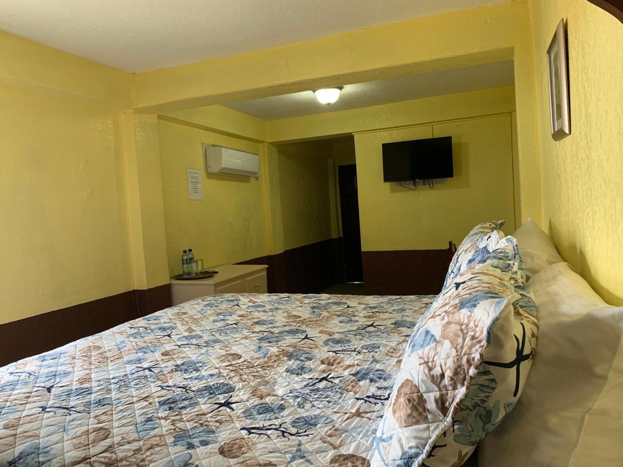 Bonefish Hotel Дангрига Экстерьер фото